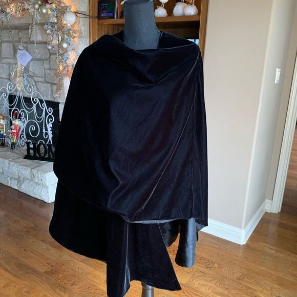 Dave & Johnny Vintage Black Gothic Open Wrap - Picture 5 of 12